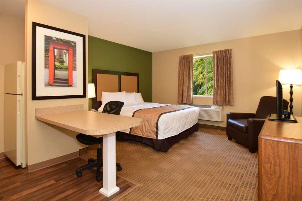 Suburban Studios Columbus East Zimmer foto